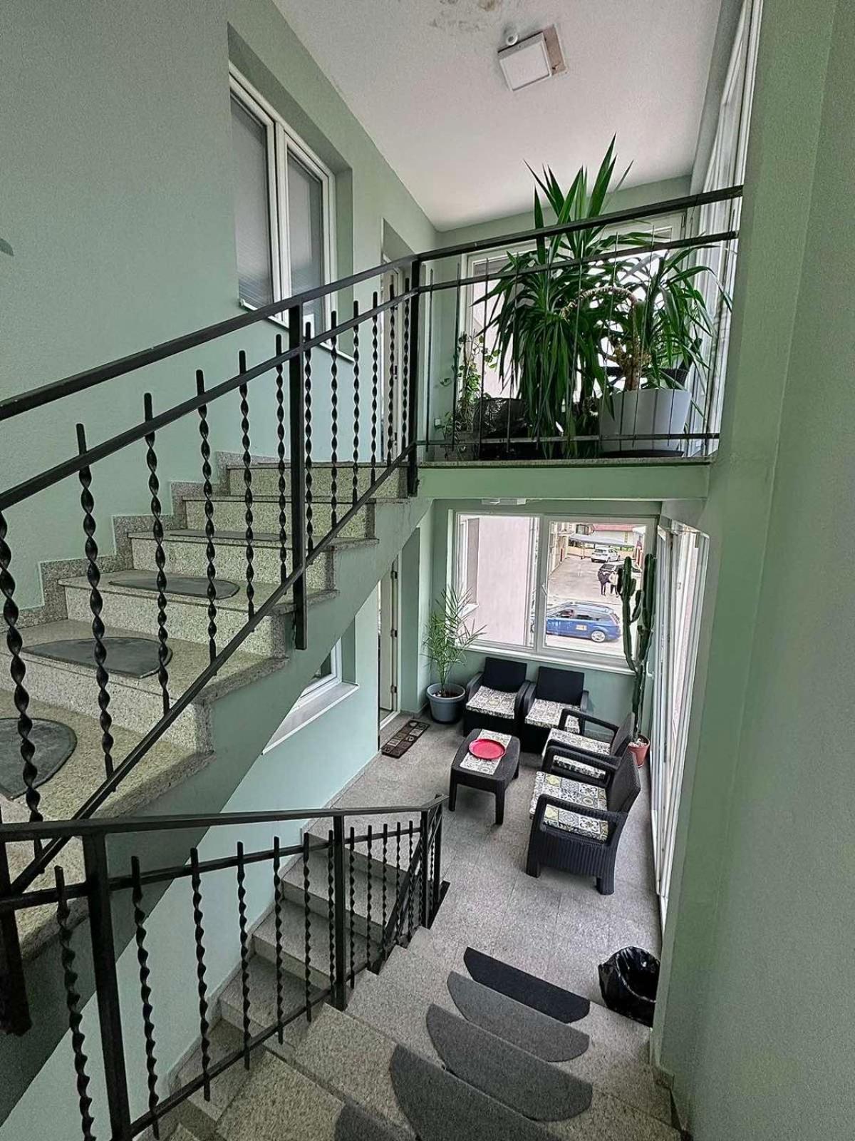 Hostel Herz Banja Luka Exteriör bild